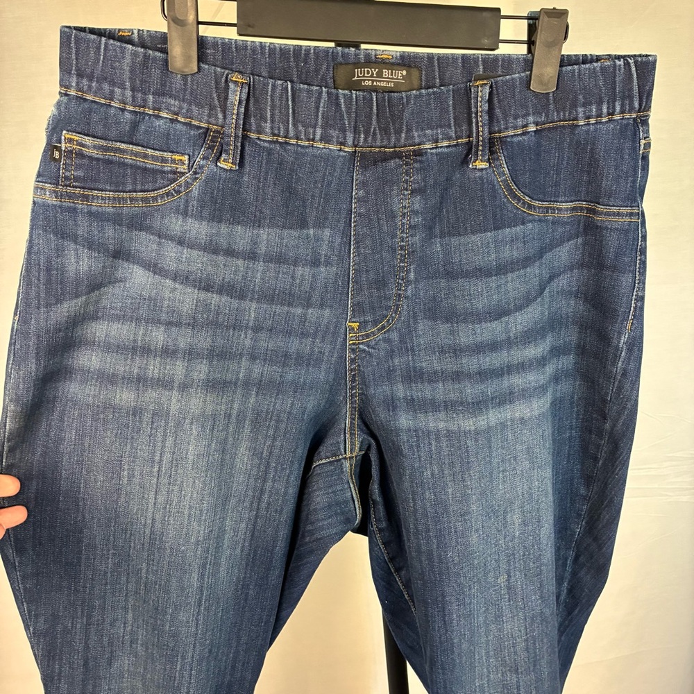 Judy Blue High Waist Pull-On Double Cuff Slim Fit Jeans 16W - Picture 2 of 7